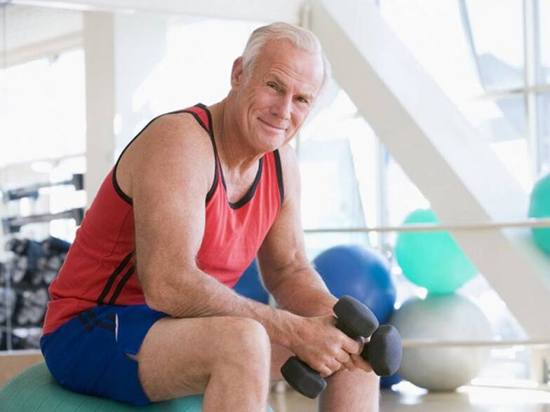 Después de los 60 años, la actividad física es necesaria para aumentar la potencia. 